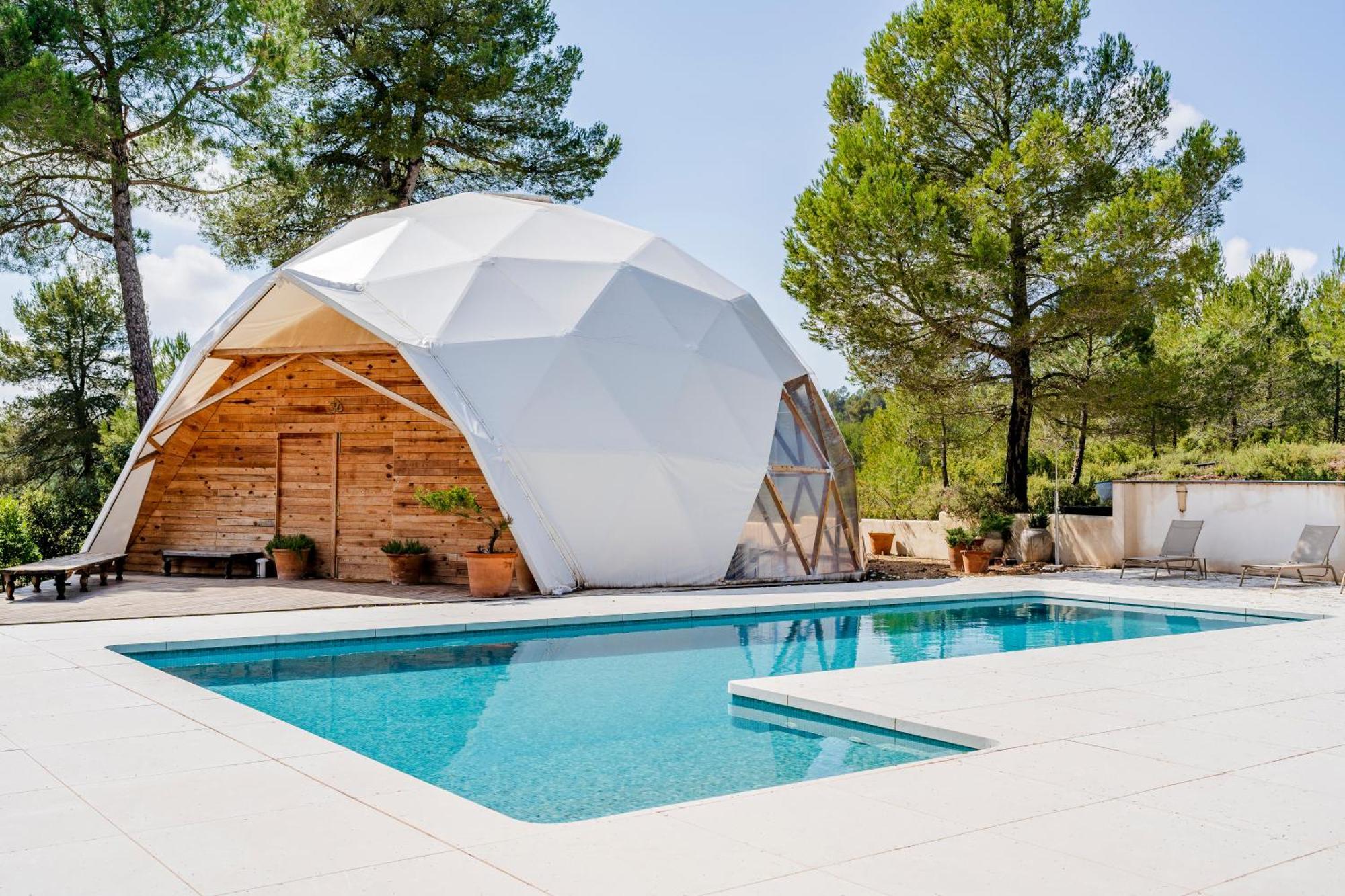Отель Masqi, The Energy House Баньерес-де-Мариола Экстерьер фото